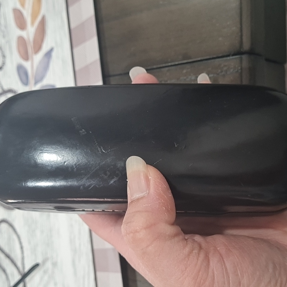 COPY - ✨GUCCI GLASSES✨ - Picture 10 of 13